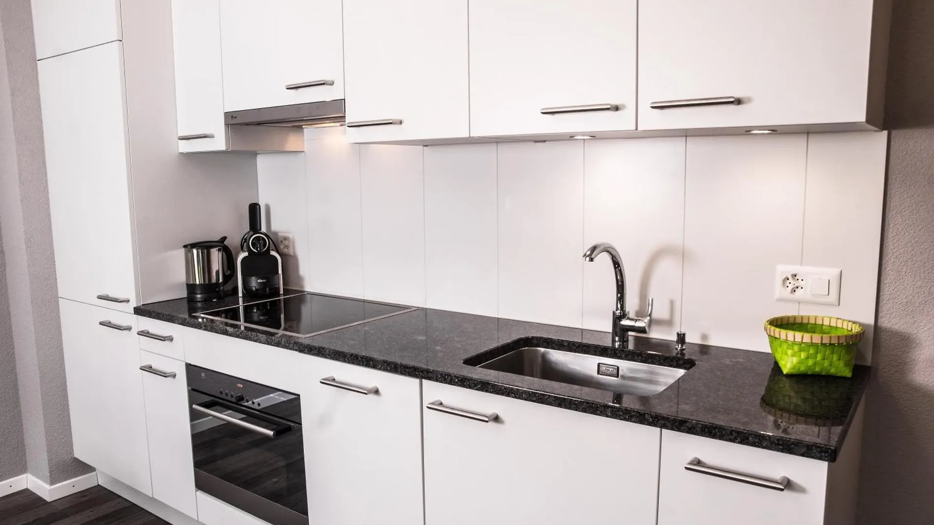 Reloc Serviced Apartments Zurich-Oerlikon