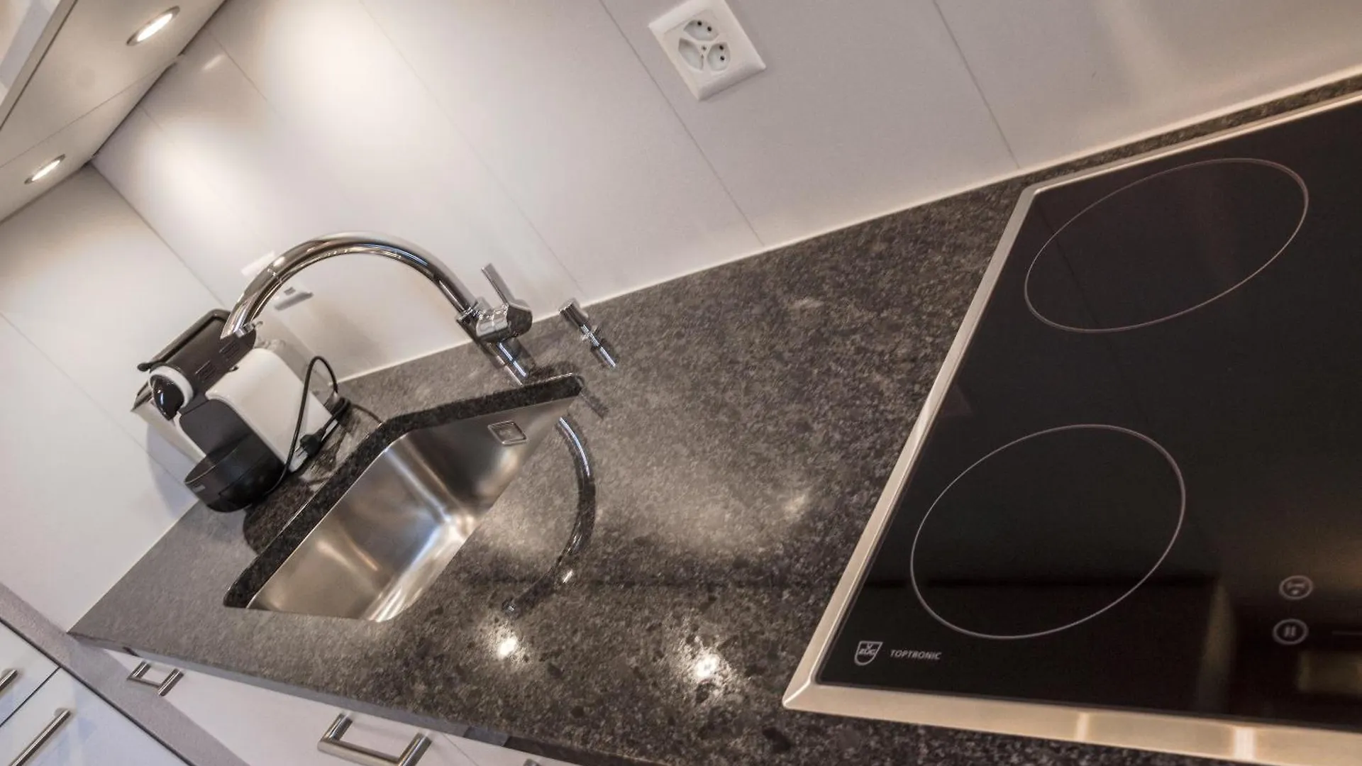Reloc Serviced Apartments Zurich-Oerlikon  Ζυρίχη
